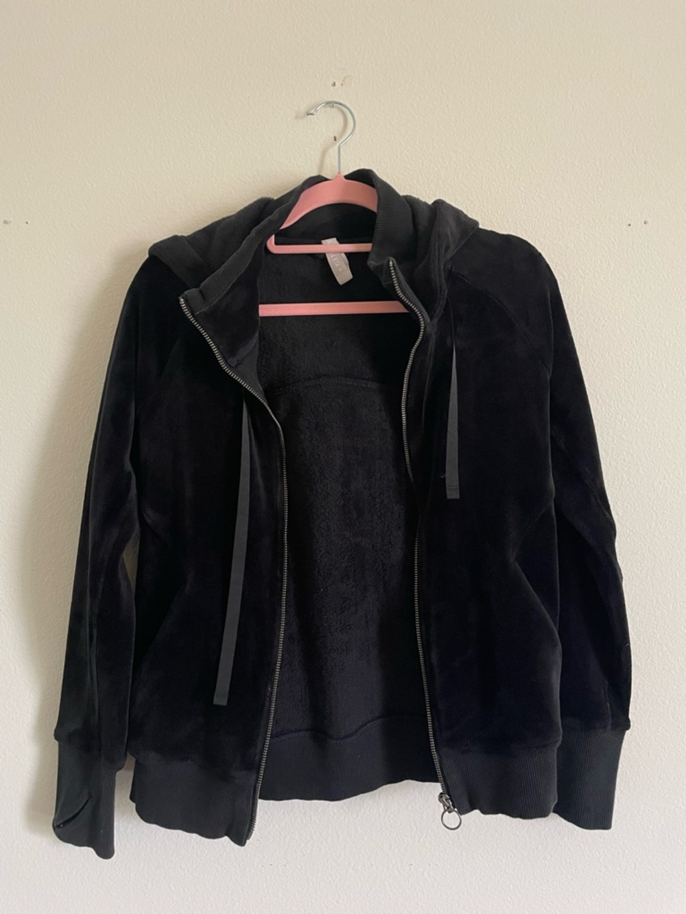 Athleta Black Zip Up Hoodie Thumb Hole Cuffs Fleece Lined Jacket Women’s Small